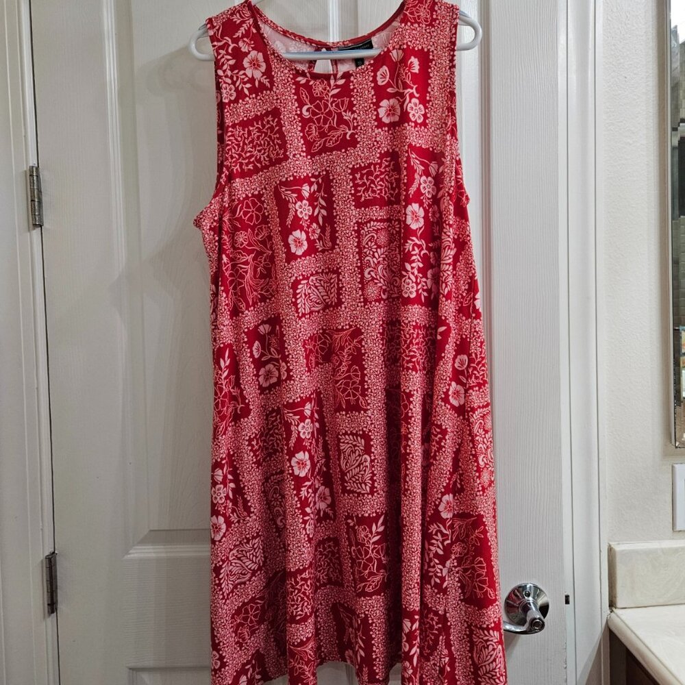 Red and Pale Pink Sleeveless Knee-Length Dress